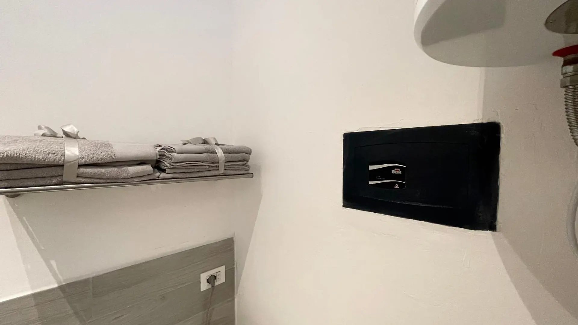 Manuzio Suites Venezia - Free Parking Mestre Apartment