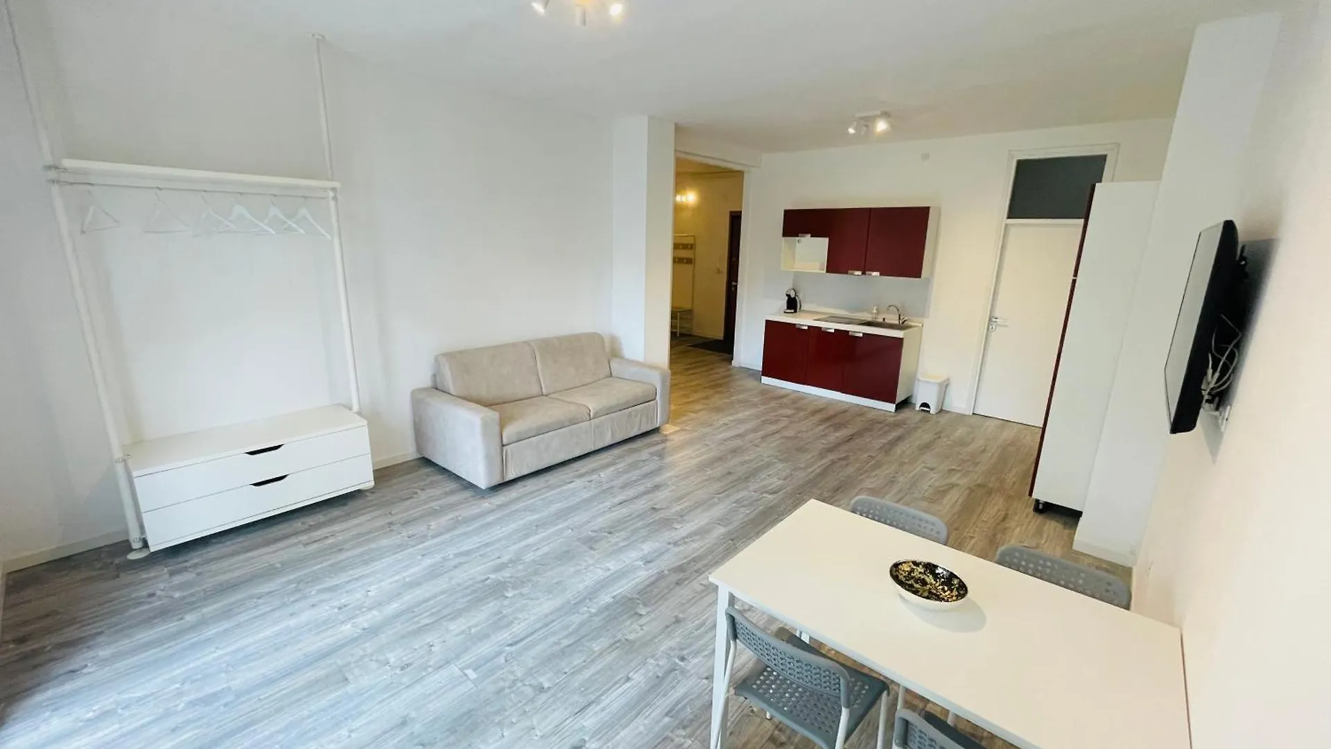 Manuzio Suites Venezia - Free Parking Mestre 0*,  Italy