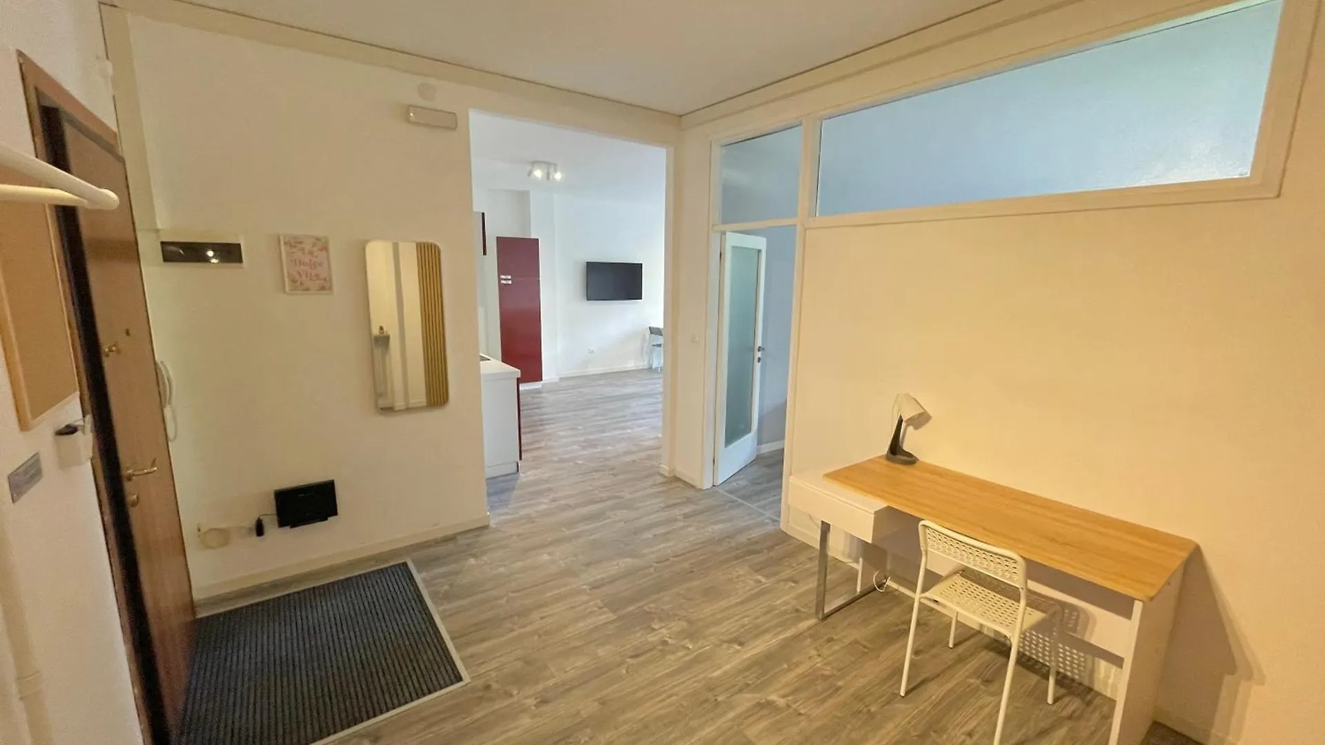 Manuzio Suites Venezia - Free Parking Mestre Apartment