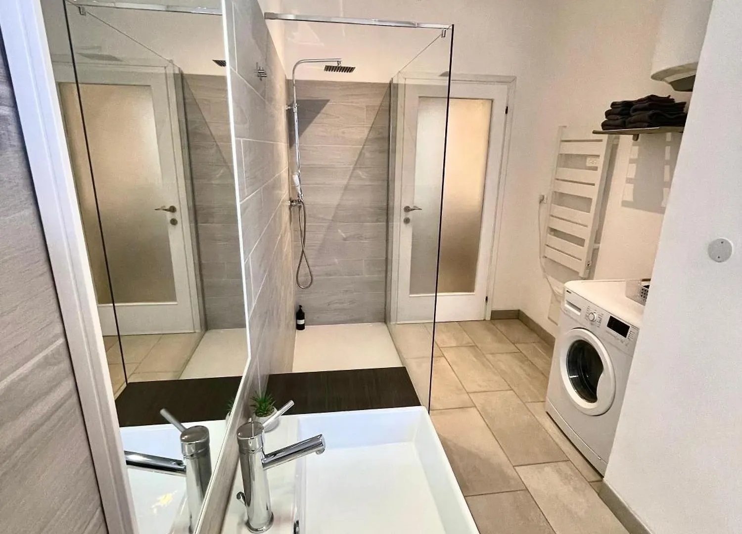 Apartment Manuzio Suites Venezia - Free Parking Mestre Italy